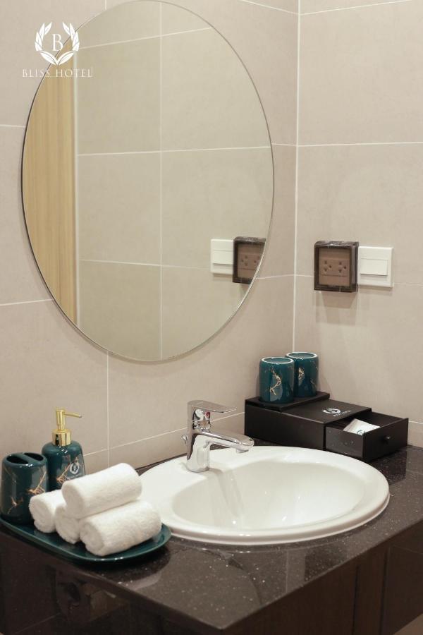 Bliss Hotel דואונג דונג מראה חיצוני תמונה